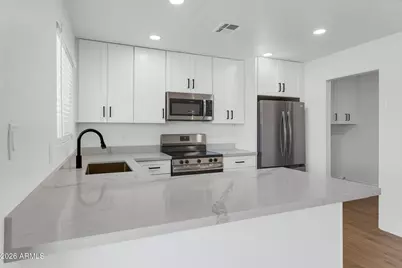 323 W Harvard Avenue, Gilbert, AZ 85233 - Photo 11