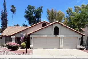 19251 N 73rd Ln, Glendale, AZ 85308 - Photo 1