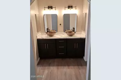 7925 W Dreyfus Drive, Peoria, AZ 85381 - Photo 13
