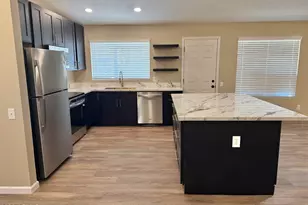 7925 W Dreyfus Dr, Peoria, AZ 85381 - Photo 3
