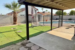 7925 W Dreyfus Dr, Peoria, AZ 85381 - Photo 17