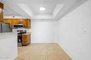 10610 S 48th St, Phoenix, AZ 85044 - Photo 7