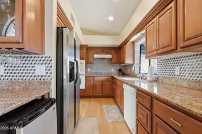 4713 E Monte Way, Phoenix, AZ 85044 - Photo 13