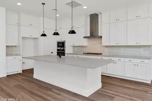 3723 E Fawn Dr, Phoenix, AZ 85042 - Photo 11