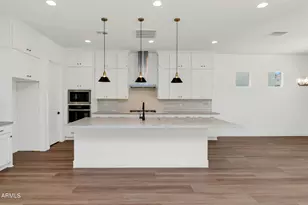 3723 E Fawn Dr, Phoenix, AZ 85042 - Photo 13