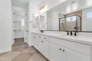 3723 E Fawn Dr, Phoenix, AZ 85042 - Photo 23