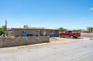 1845 W Chipman Rd, Phoenix, AZ 85041 - Photo 1