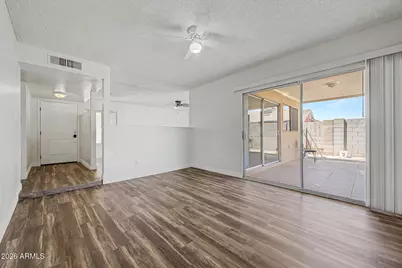 4447 N 77th Drive, Phoenix, AZ 85033 - Photo 3