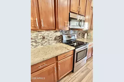6914 S 22nd Lane, Phoenix, AZ 85041 - Photo 9