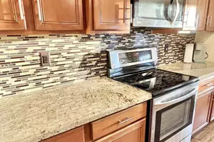 6914 S 22nd Ln, Phoenix, AZ 85041 - Photo 9