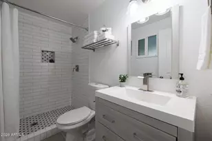 3726 E Winchcomb Dr, Phoenix, AZ 85032 - Photo 13