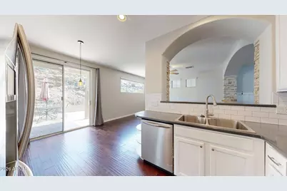 451 W Mountain Sage Drive, Phoenix, AZ 85045 - Photo 9