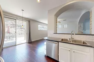 451 W Mountain Sage Dr, Phoenix, AZ 85045 - Photo 9