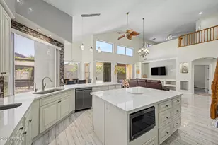 1015 E Irma Ln, Phoenix, AZ 85024 - Photo 15