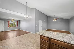 4109 W Aster Dr, Phoenix, AZ 85029 - Photo 11