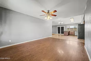 4109 W Aster Dr, Phoenix, AZ 85029 - Photo 3