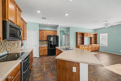 518 W Black Hawk Place, Casa Grande, AZ 85122 - Photo 15