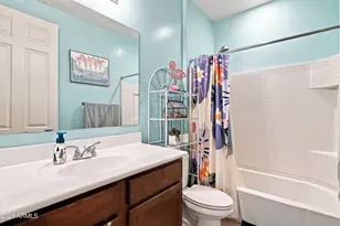 2905 E Meadowview Dr, Gilbert, AZ 85298 - Photo 33