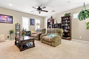 2905 E Meadowview Dr, Gilbert, AZ 85298 - Photo 35