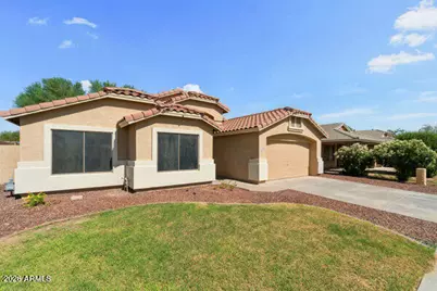229 N 163rd Drive, Goodyear, AZ 85338 - Photo 7