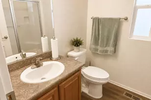 17846 N 16th Way, Phoenix, AZ 85022 - Photo 11