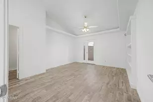 19655 N 9th St, Phoenix, AZ 85024 - Photo 17