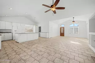 19655 N 9th St, Phoenix, AZ 85024 - Photo 11
