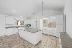 19655 N 9th St, Phoenix, AZ 85024 - Photo 13
