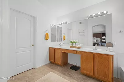 3054 E Cottonwood Lane, Phoenix, AZ 85048 - Photo 13