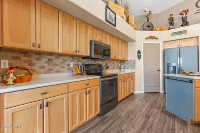 17489 N Goldwater Drive, Surprise, AZ 85374 - Photo 11