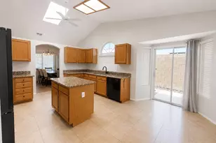 2313 E Rockledge Rd, Phoenix, AZ 85048 - Photo 5