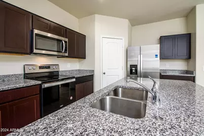 35445 W San Alvarez Avenue, Maricopa, AZ 85138 - Photo 7
