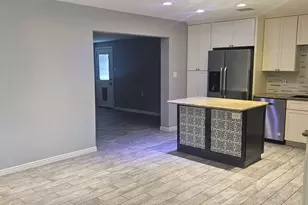 7426 E Holly St, Scottsdale, AZ 85257 - Photo 5