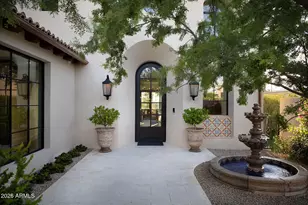 5830 N Echo Canyon Ln, Phoenix, AZ 85018 - Photo 9
