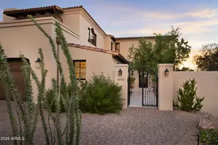 5830 N Echo Canyon Ln, Phoenix, AZ 85018 - Photo 1