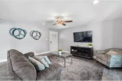 8310 E Devonshire Avenue, Scottsdale, AZ 85251 - Photo 5