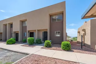 1601 W Sunnyside Dr, Phoenix, AZ 85029 - Photo 35