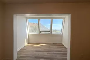 1601 W Sunnyside Dr, Phoenix, AZ 85029 - Photo 17