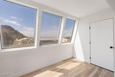 1601 W Sunnyside Drive #121, Phoenix, AZ 85029 - Photo 17