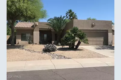 13264 W Edgemont Avenue, Goodyear, AZ 85395 - Photo 1
