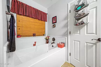 1309 E Daisy Way, San Tan Valley, AZ 85143 - Photo 13