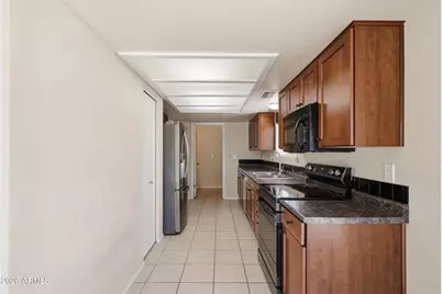 19037 N 6th Street, Phoenix, AZ 85024 - Photo 11