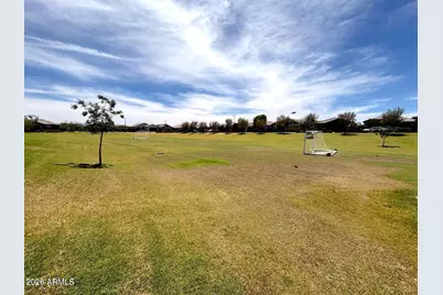 9416 W Heatherbrae Drive, Phoenix, AZ 85037 - Photo 27
