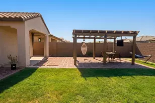 9416 W Heatherbrae Dr, Phoenix, AZ 85037 - Photo 23