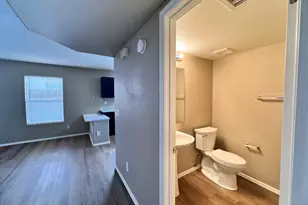 10453 N 76th Dr, Peoria, AZ 85345 - Photo 11