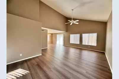 10453 N 76th Drive, Peoria, AZ 85345 - Photo 7