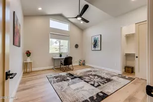 9024 N 28th St, Phoenix, AZ 85028 - Photo 27