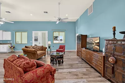 15758 S Maui Circle, Arizona City, AZ 85123 - Photo 5