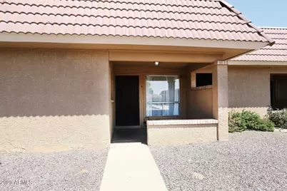 522 W Blackhawk Drive #4, Phoenix, AZ 85027 - Photo 3