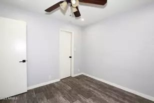 522 W Blackhawk Dr, Phoenix, AZ 85027 - Photo 19